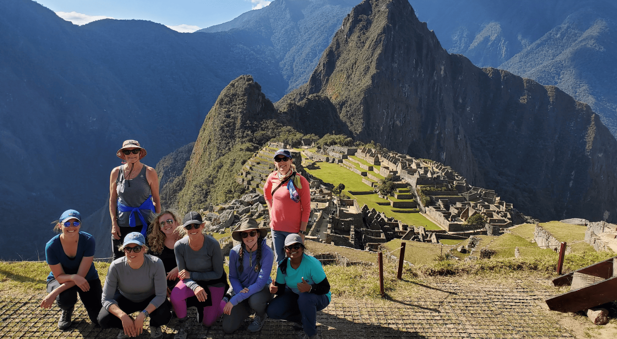 young female travel groups