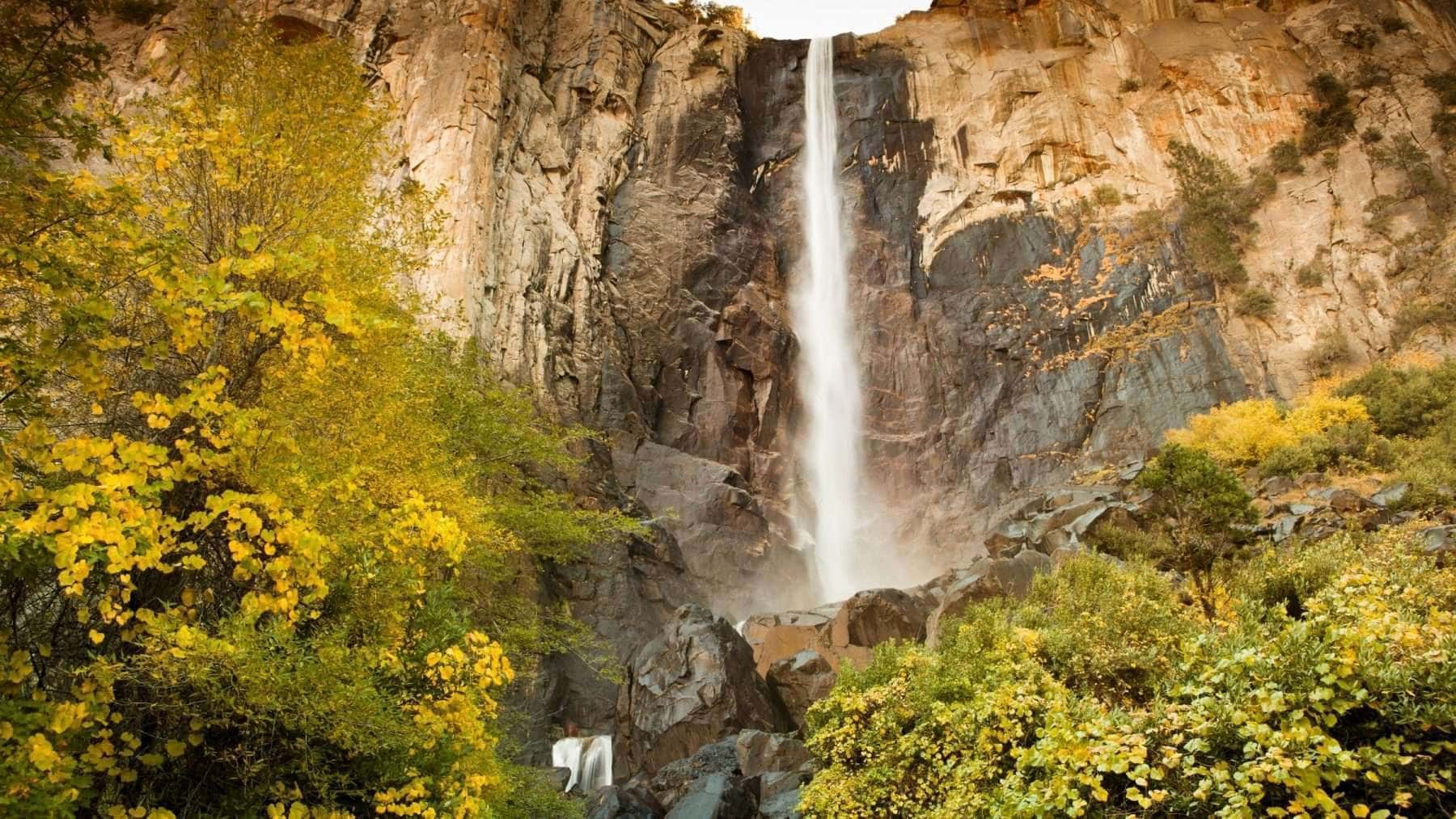 Bridal Veil Falls - One of the Best Yosemite Photo Locations